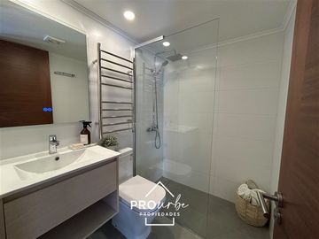 Departamento en venta de 3 dorm. en Las Condes