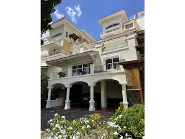 Tucán Country Club