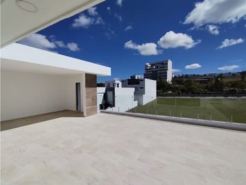 Casa en venta en Parque Michoacán, Lomas de Angelópolis, Puebla.
