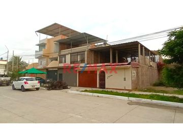 🏡 ¡Oportunidad única! Adquiere una casa al precio de un departamento, estratégicamente ubicada en una urbanización cerrada, tranquila y con seguridad