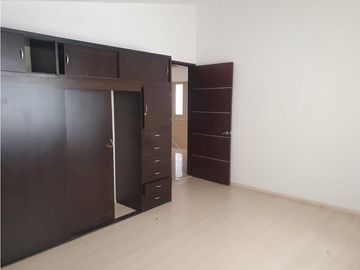 Casa En Venta Cerca De La Universidad UVP, Colonia Villa Encantada