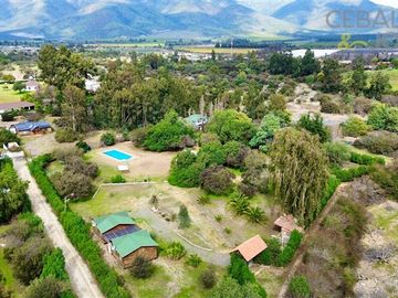 Casa en venta de 6 dorm. en Olmué