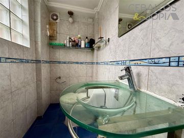 Casa en venta de 6 dorm. en Olmué