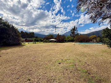 Casa en venta de 6 dorm. en Olmué