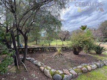 Casa en venta de 6 dorm. en Olmué