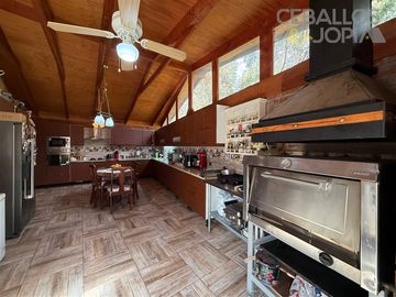 Casa en venta de 6 dorm. en Olmué