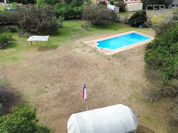 Casa en venta de 6 dorm. en Olmué