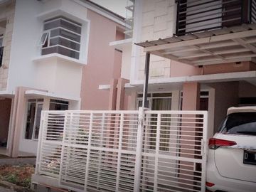 Rumah 2 lt dekat kawasan edutown dan bisnis jatinangor