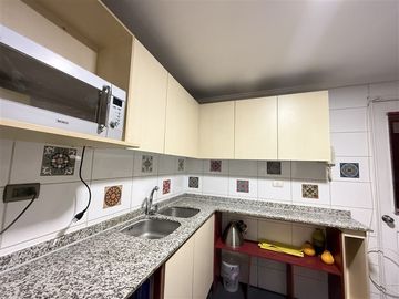 Casa en arriendo de 4D y 4B en tres pisos Huechuraba Fontova