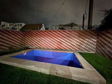 Casa en arriendo de 4D y 4B en tres pisos Huechuraba Fontova