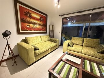 Casa en arriendo de 4D y 4B en tres pisos Huechuraba Fontova