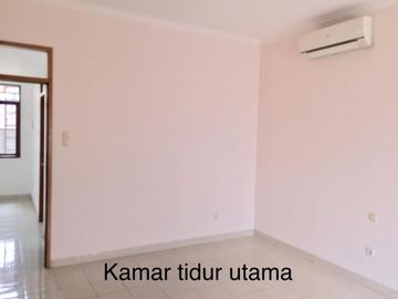 DIJUAL/DISEWA !! RUMAH BAGUS DAN RAPI di Gading Puspa ,NEGO