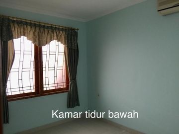 DIJUAL/DISEWA !! RUMAH BAGUS DAN RAPI di Gading Puspa ,NEGO