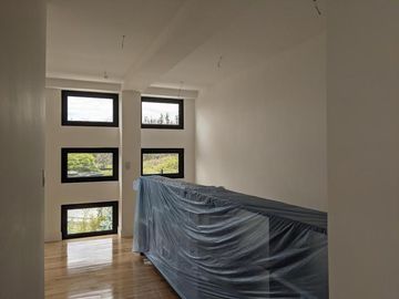 Venta espectacular casa 4 dormitorios, piscina, Urbanización exclusiva de Nayón