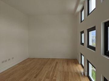Venta espectacular casa 4 dormitorios, piscina, Urbanización exclusiva de Nayón