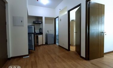 FOR RENT 2 BEDROOM IN PALM BEACH VILLAS PASAY NEAR MOA