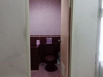 5 Bedroom House for sale