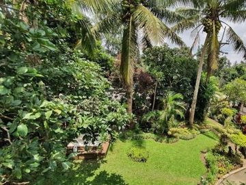 House in Tagaytay with View of Taal Volcano for Sale