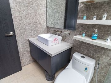 CASA EN VENTA EN SOLARES, COTO VALEIRA, ZAPOPAN JALISCO.