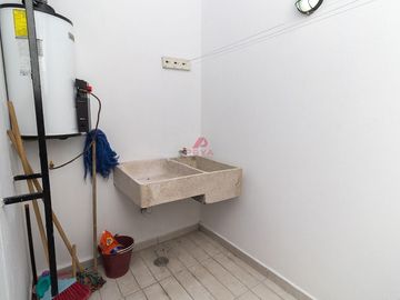 CASA EN VENTA EN SOLARES, COTO VALEIRA, ZAPOPAN JALISCO.