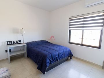 CASA EN VENTA EN SOLARES, COTO VALEIRA, ZAPOPAN JALISCO.