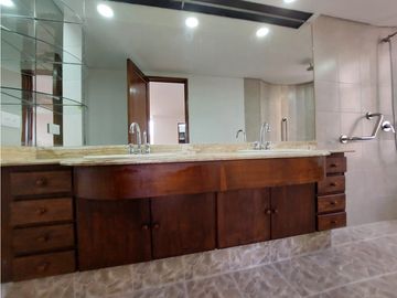 Apartamento en venta, Poblado, La Concha.