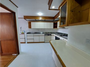 Apartamento en venta, Poblado, La Concha.