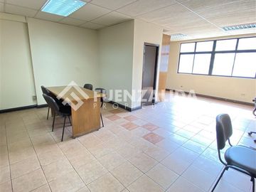 Venta oficina Santiago 40 mt2 + Estacionamiento
