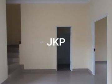 RUMAH BARU MURAH 2 LANTAI SIAP HUNI GRATIS BIAYA2 LOKASI STRATEGIS DEKAT TOL DI WIBAWA MUKTI JATIASIH BEKASI