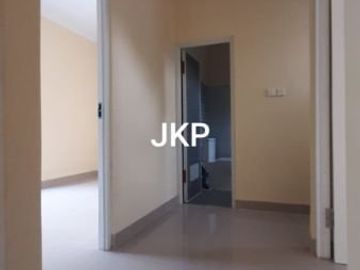 RUMAH BARU MURAH 2 LANTAI SIAP HUNI GRATIS BIAYA2 LOKASI STRATEGIS DEKAT TOL DI WIBAWA MUKTI JATIASIH BEKASI