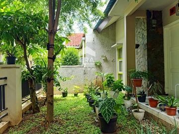 Rumah siap huni nyaman Pasir Impun, Bandung