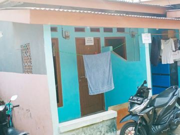 Rumah Dijual BU + 2 Kontrakan Dekat Stasiun Rawa Buntu
