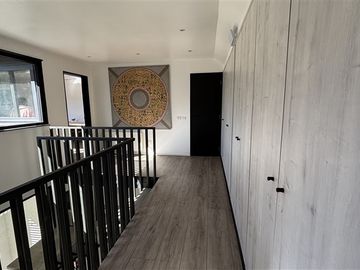 Casa en venta 5 dorm 5 baños y serv. San Carlos de Apoquindo