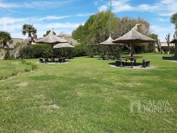 Venta y Alquiler Casa con Muelle Propio  Isla Santa Monica