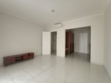Dijual Rumah Cantik Foresta Cluster Fresco Aria BSD City Tangerang 4 Kamar Tidur