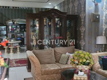 TURUN HARGA! Rumah Akses Jalan 2 Mobil Lega Di Johar Baru