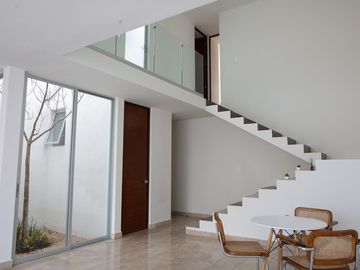 VENTA CASA TIPO TOWNHOUSE EN DZITYA AL NORTE DE MERIDA
