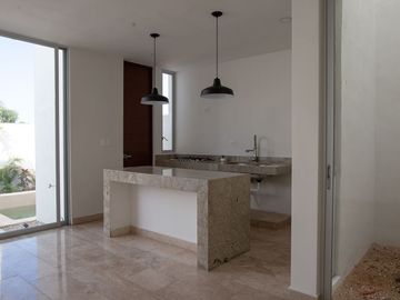 VENTA CASA TIPO TOWNHOUSE EN DZITYA AL NORTE DE MERIDA