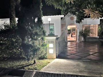 casa en venta en la colina. Cod V2345