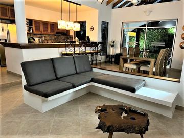 casa en venta en la colina. Cod V2345