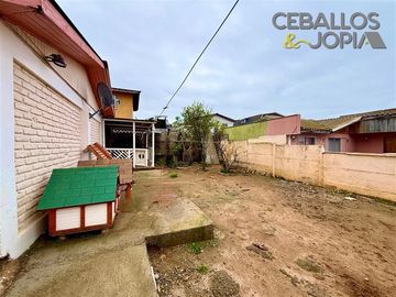 Casa en venta de 4 dorm. en Villa Alemana