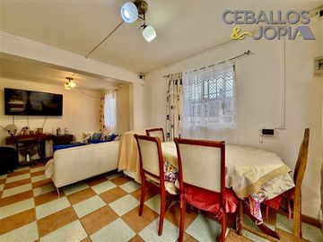 Casa en venta de 4 dorm. en Villa Alemana
