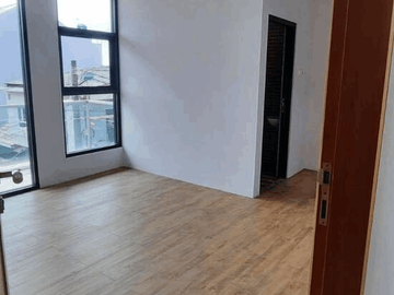 Rumah Bagus Dan Siap Huni Di Pondok Bambu Jakarta Timur S6302
