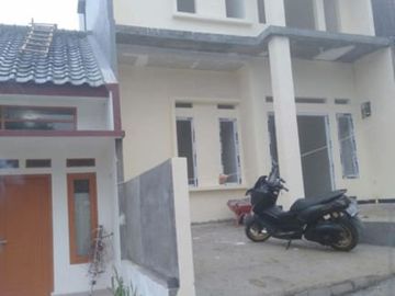 RohTres Rumah Sawangan 200 Jutaan Pinggir Jalan Raya