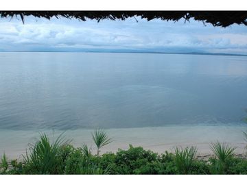 SEA Confiable Vende ECO RESORT en Bocas del Toro