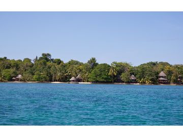 SEA Confiable Vende ECO RESORT en Bocas del Toro