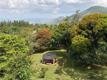 VENTA DE CASA EN ALTOS DEL MARIA 2500 M²