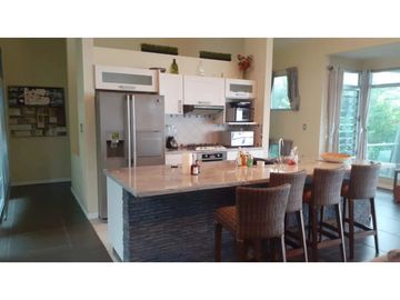 VENTA DE CASA EN ALTOS DEL MARIA 2500 M²