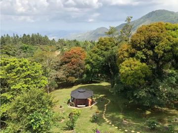 VENTA DE CASA EN ALTOS DEL MARIA 2500 M²