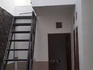 Rumah Nyaman Cisaranten Dekat Arcamanik dan Antapani